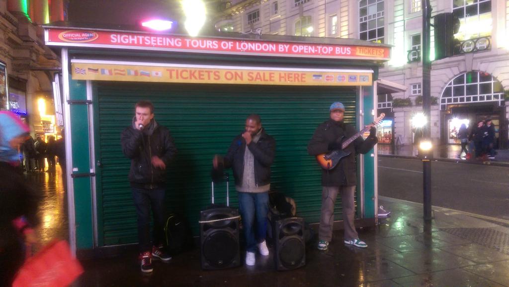 pandasooey's tweet photo. These #orlandoameen #crobbs guys just sang #avicii #wakemeup &amp; #allofme in #Piccadillycircus &amp; sounded great! http://t.co/9qTwGAsKbi