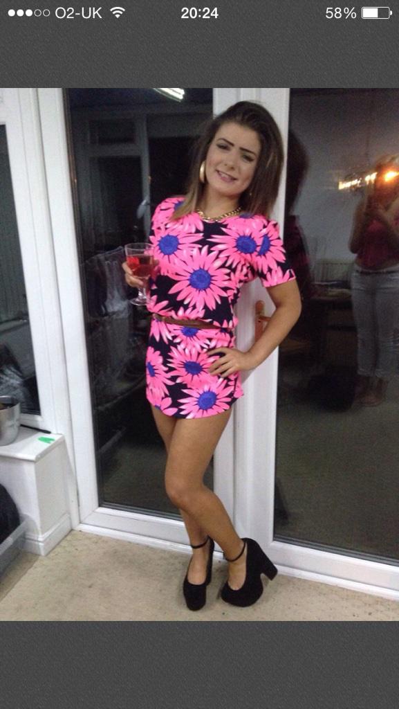 harrysdf727's tweet photo. Loron #3 #teen #chav #slut @ChavLover1 @legsmann @ukchavs http://t.co/n7g8UNItTq