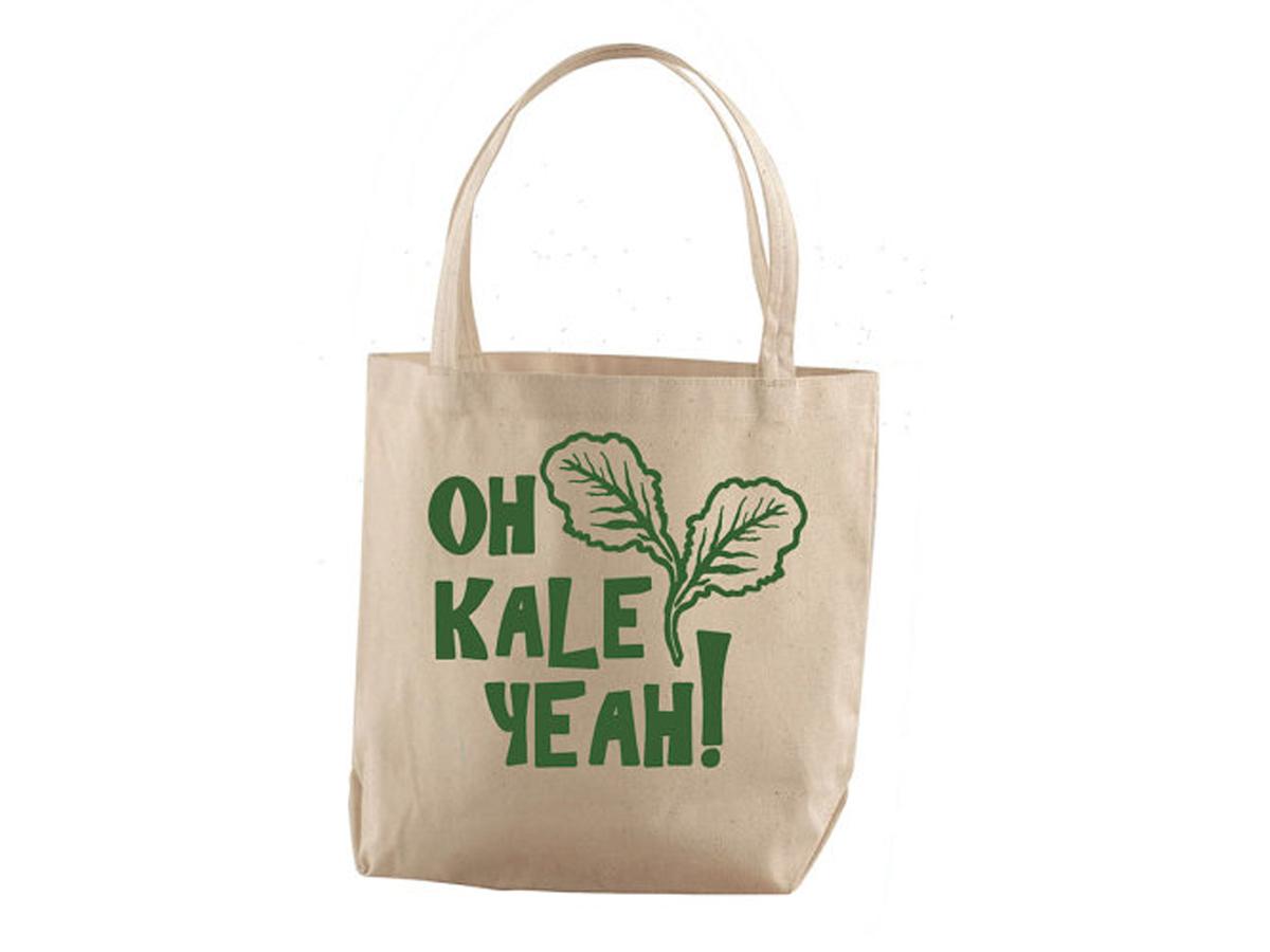 FabAsst's tweet photo. This is me! RT @HuffingtonPost: 12 gifts for the person who loves food just as much as fashion http://t.co/wuuu5FapN6 http://t.co/0iMr1fZNb1
