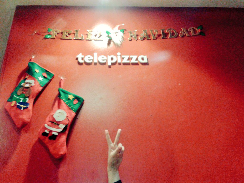 Una de telepiiiii #RicoRicoo @Victor_Rodrijim <a href="/BreizhAckles/">Victoria soldevilla</a>