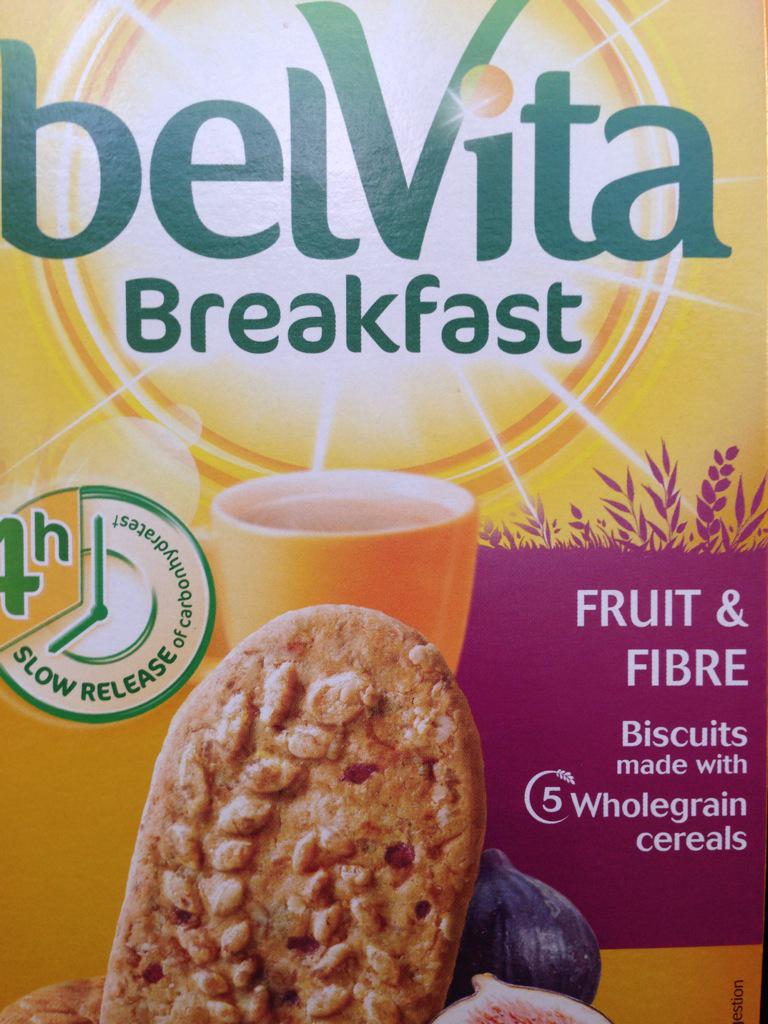 NurseCleo's tweet photo. Thanks for free Breaky @belVita passing them out at Central Station after train delays :) @cityrailfail @shittyrail http://t.co/cYbXzXxEtr