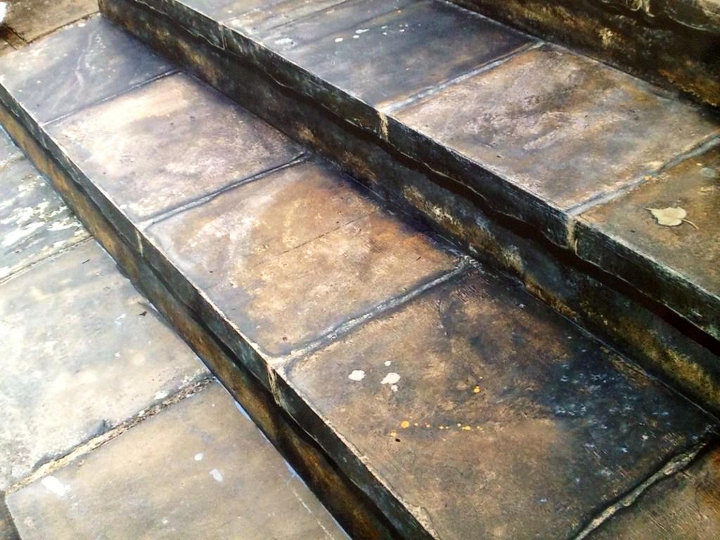 tanettanye's tweet photo. Faux York stone over ply #specialist decorator #handpainted #glazework #artwork #fauxfinishes http://t.co/VJpUUgMgp4
