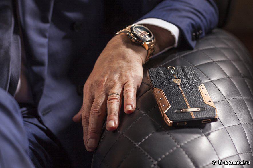 NarcoBuzz's tweet image. 88 Tauri ,Lamborghin Smartphone.. 5000 euros ! #Techluxe #Lader #Luxe #Lamborghini #Narcobuzz
goo.gl/jKTH3W