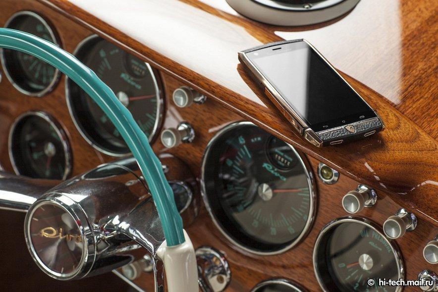 NarcoBuzz's tweet image. 88 Tauri ,Lamborghin Smartphone.. 5000 euros ! #Techluxe #Lader #Luxe #Lamborghini #Narcobuzz
goo.gl/jKTH3W