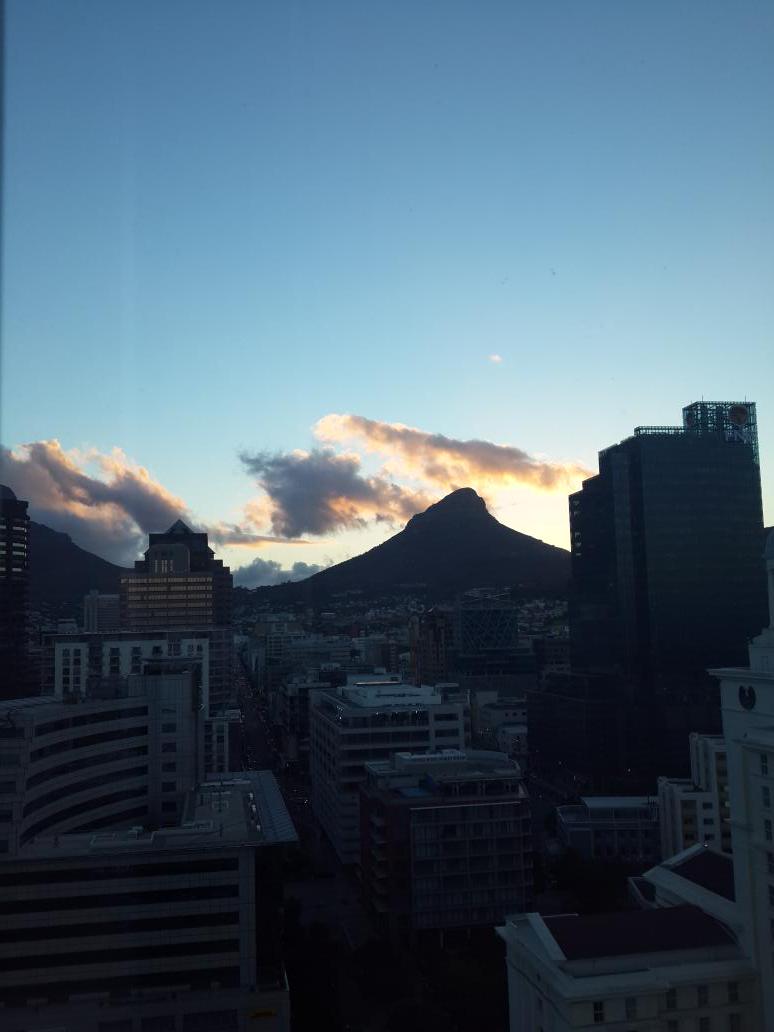 MinnetteSchoem's tweet photo. Amazing view from The Westin Hotel @jeremyharris55  @GavinArends @Clinton_DuPreez @clubhouse_tv http://t.co/VkM2AqCSvG