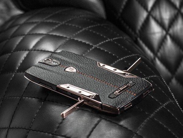 NarcoBuzz's tweet image. 88 Tauri ,Lamborghin Smartphone.. 5000 euros ! #Techluxe #Lader #Luxe #Lamborghini #Narcobuzz
goo.gl/jKTH3W