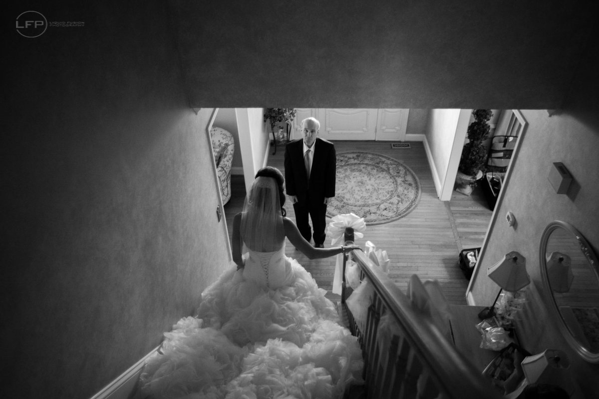 shuilaba's tweet photo. Father and Daughter #weddingday #fatherofthebride #nyc #njphotographer #photography #weddingphotography #weddings #nj http://t.co/DhT6d0A9VB