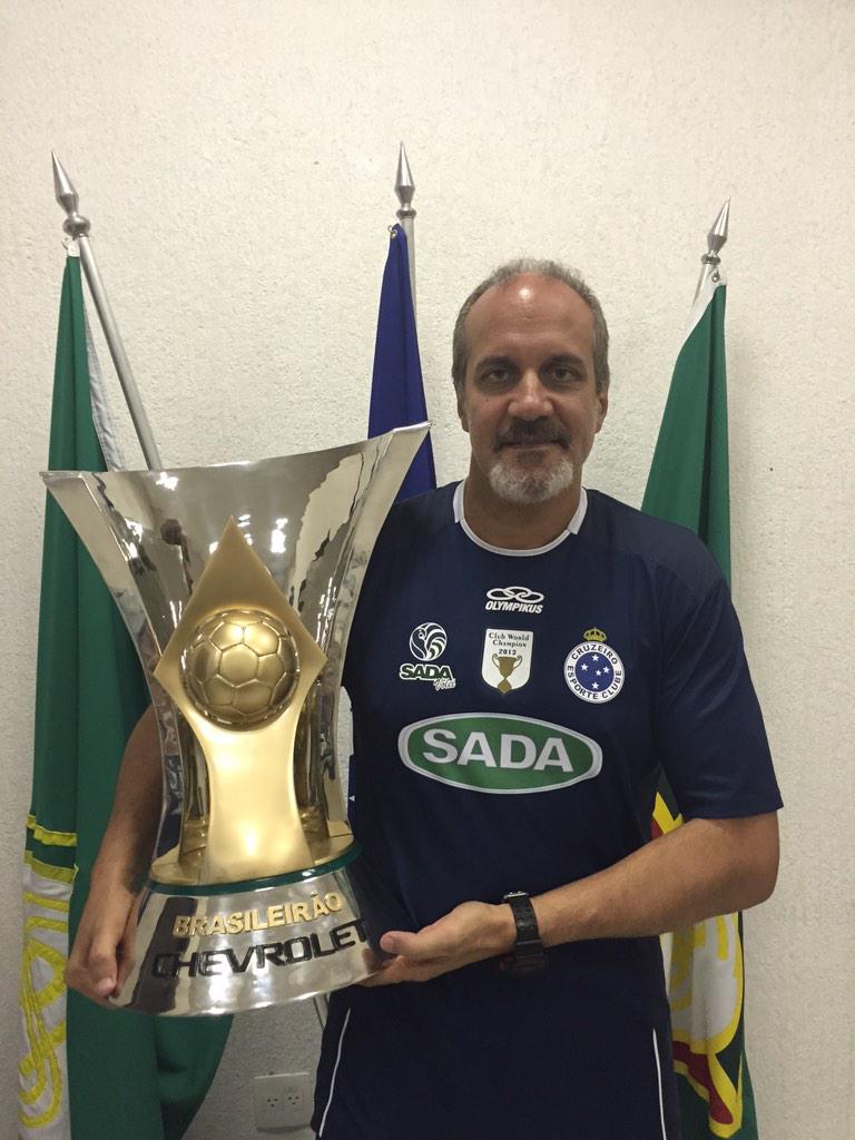 marcemendez1964's tweet photo. Parabéns ao Treta Campeão Brasileiro Cruzeiro Esporte Clube! http://t.co/TB4Y0Yd0Rq