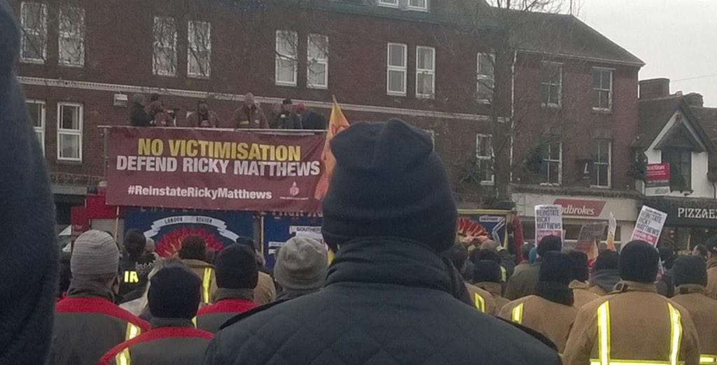LeicsFBU's tweet photo. FBU Gen Sec @MattWrack speaks out at #ReinstateRicky Rally today & also mentions @LeicsFireRescue financial woes!! http://t.co/lTfg622ph4
