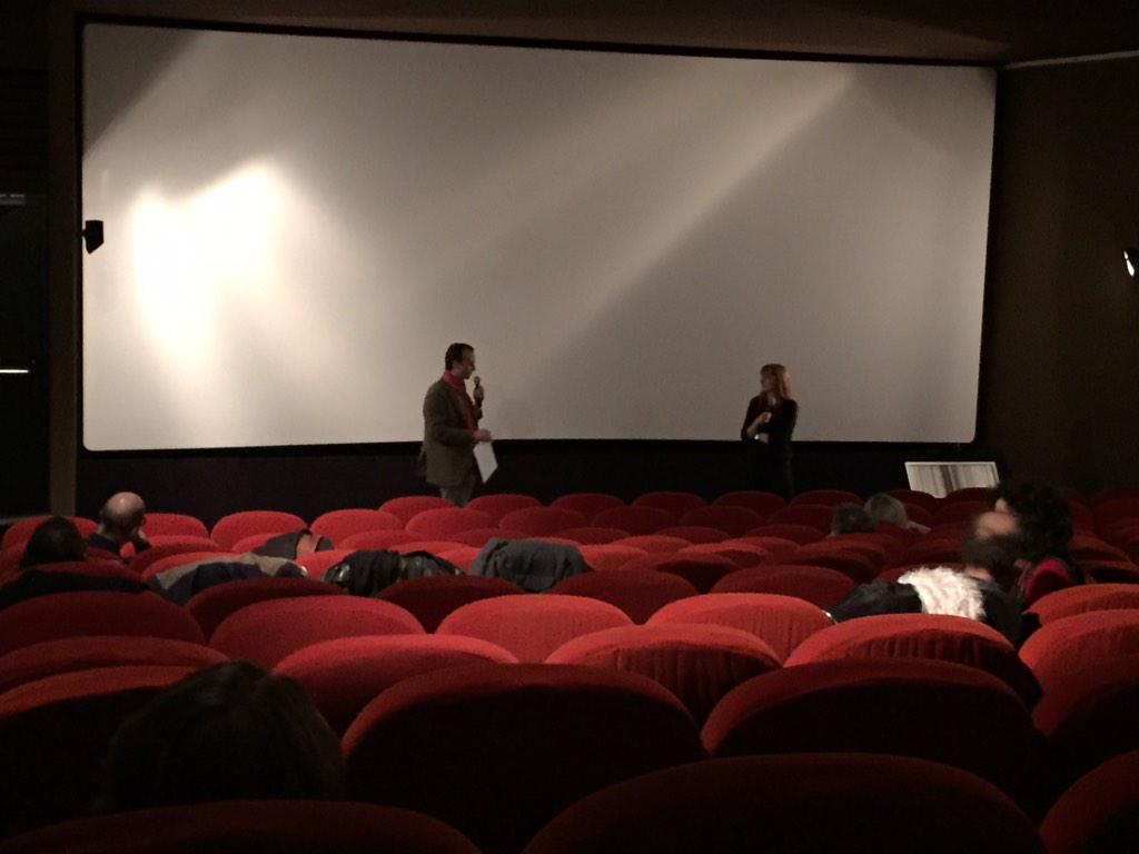 cineDEVOSGE's tweet photo. Le débat se poursuit avec Edouard Bouyé. Le film de Stanley #Kubrick a passionné l'audience. #1418devosge http://t.co/iZD6kKAbP4