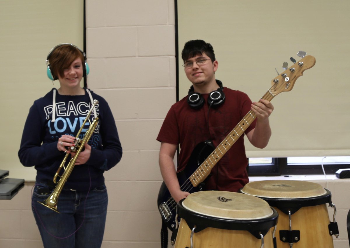 deisel68's tweet photo. Senior Superlative Day in the #RebelNation #MostMusical
#mycrcs #crcshs http://t.co/beZU873yjE