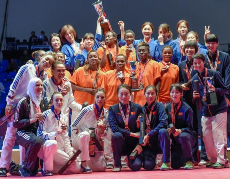 yasmina_aziez69's tweet photo. 3 ème au grand prix final à queretaro et 3 ème  à la coupe du monde par équipe ! A seguir asi ... http://t.co/NmdaqwIAQH