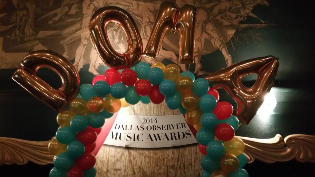 FriscoParty's tweet photo. #dallasobserver
#balloonsdallas
#friscoparty
#dallasobservermusicawards
#doma http://t.co/Pa3bAR6XZs