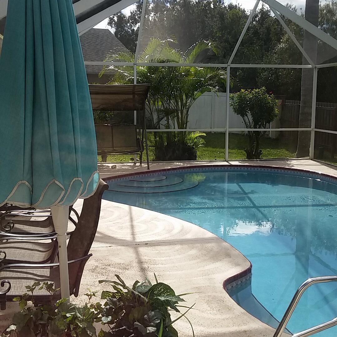 Checkan23's tweet image. Living the life