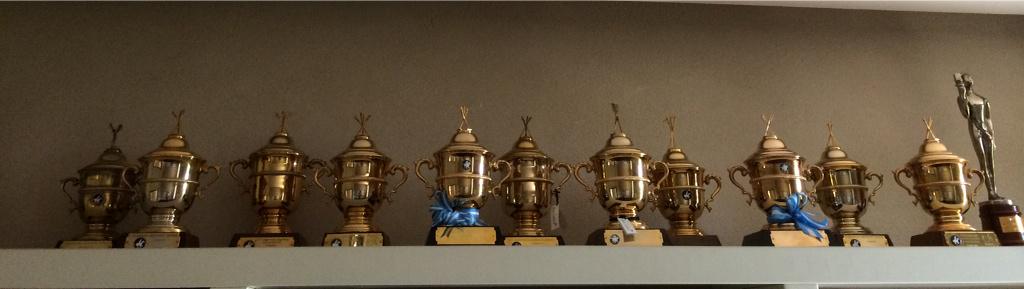 A quien le reclamo el olimpia de oro?