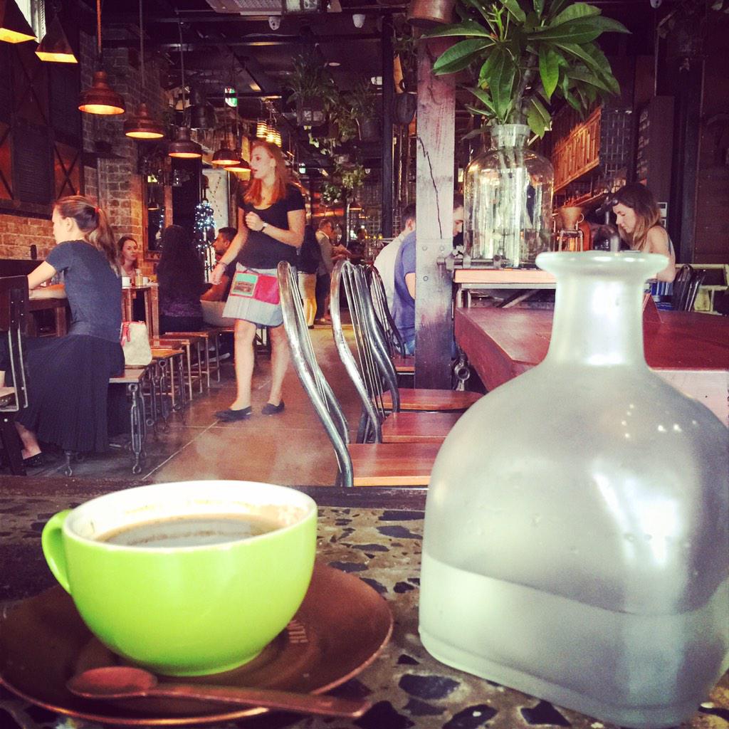 Bondifit's tweet photo. Always nice to find cool new cafes... #cofffee #blacksmiths #surryhills #sydney #stylish http://t.co/DMruGaM3AZ