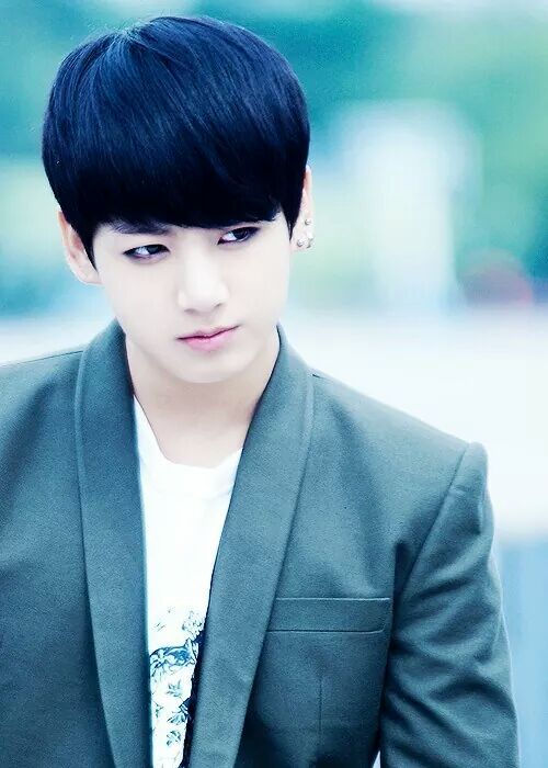 Melina22599's tweet photo. #JungkookYourePerfect ❤ 3 Words....We Are Bulletproof!!!💪 for all Armys and BTS Members stay strong and healthy💞😙 http://t.co/OQGcoHttjc