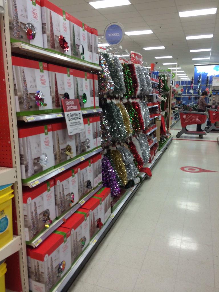 davidbmunro's tweet photo. We got our PTM game faces on here in Anaheim Hills! #tistheseason #targetlife #friendlyin2 http://t.co/kEFhCTvurV