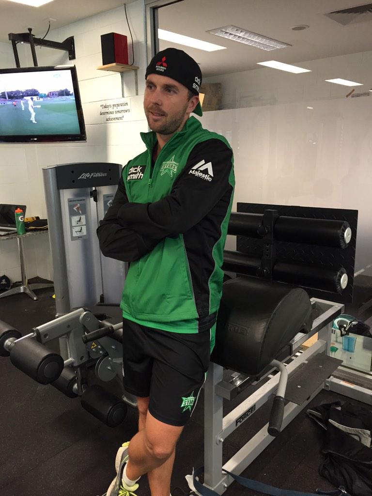 HelenDuongAPD's tweet image. I'm rad #tenyearold #BBL14 @StarsBBL @Adrian_Mott