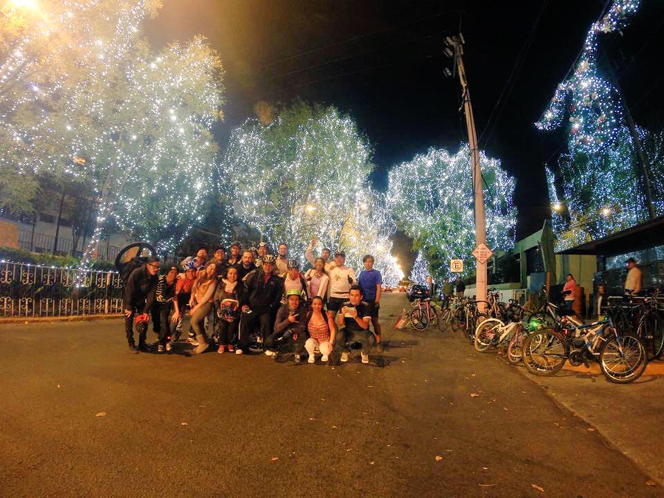 MalvistaSC's tweet photo. De las grupales mas bonitas  gracias a todos! Esto es Malvista!! #bikes #MejorVidaEnBici @BiciredMx @RodadasMX http://t.co/j6uWFqsklR
