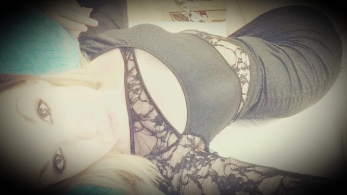 Cum show tonight? Yay or nay? I know it's  Tuesday but I would love to do an epic cum show! http://t<a href="/tag/inspiresleep"class="tags"><span>#inspiresleep</span></a>