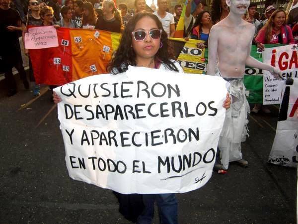AyotzinapaFeed's tweet photo. RT guillenlorca: RT AyotzinapaFeed: RT Sergio_Emir: RT ajdlacruz: #Quenosetepase #YaMeCanse2 #YaMeCanse #Ayotzinap… http://t.co/yy3yTqA5Nd
