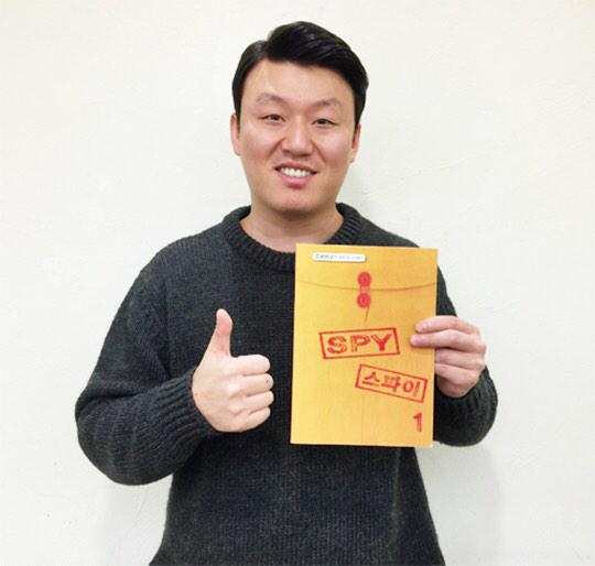 B4dOMWcCYAAEoJb.jpg:large