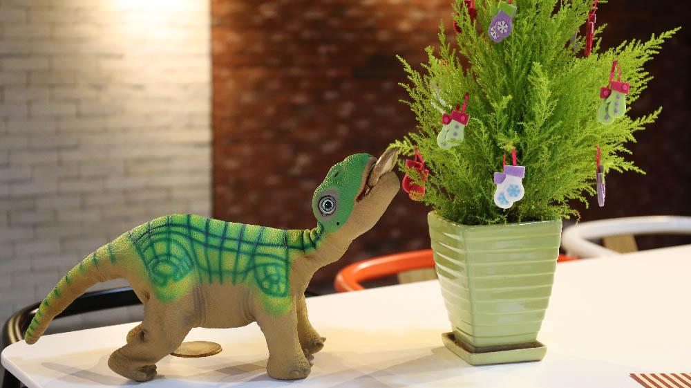 PLEOrb's tweet image. PLEO rb can identify a variety of foods, snacks and minerals herbs.
get a FREE pack of food for your lovely PLEO rb.