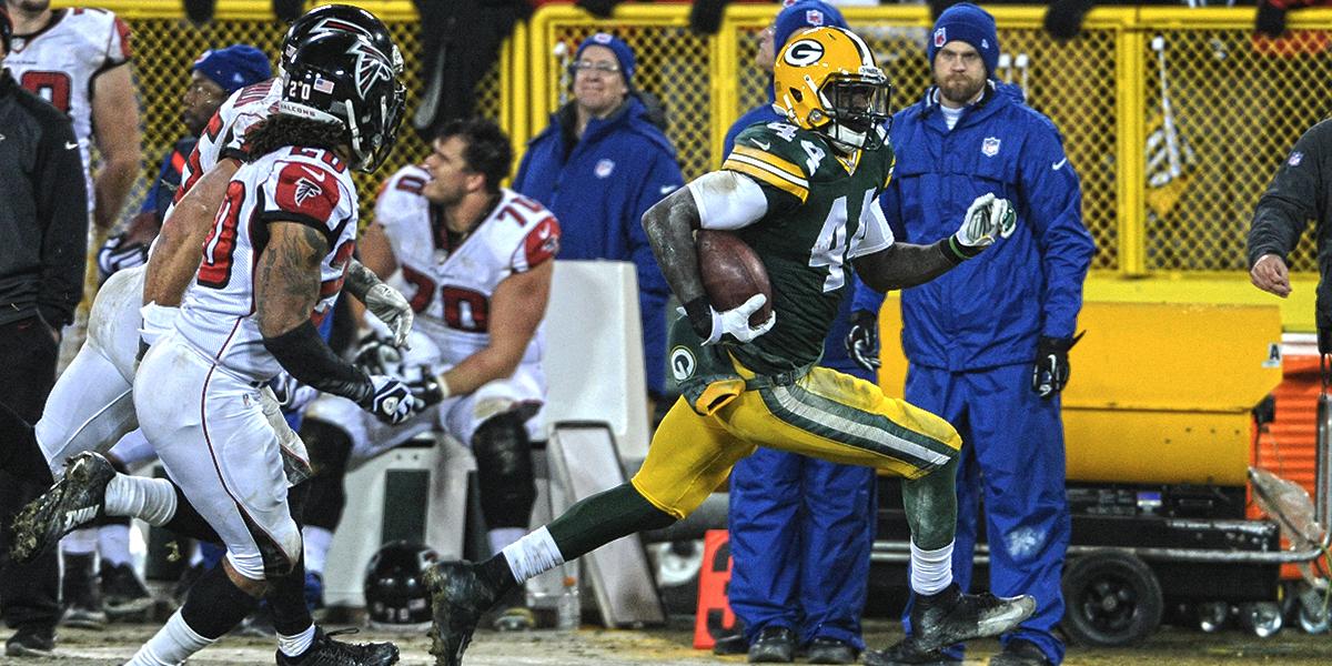 James Starks turns on the jets.

Watch his game-sealing 42-yard run: pack.rs/2613q