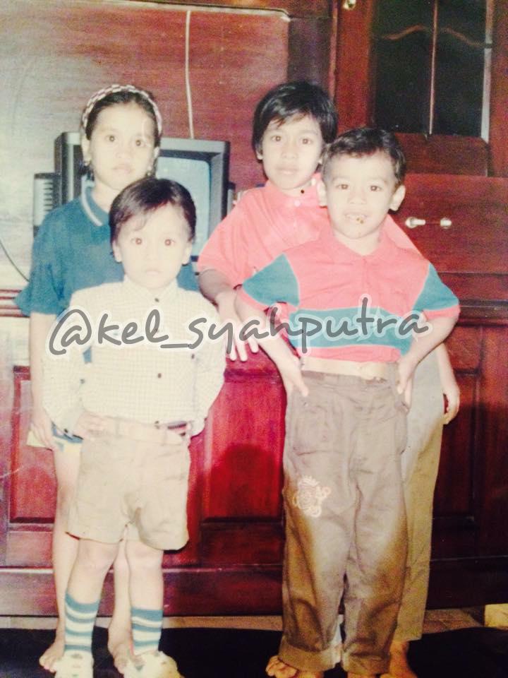 Hihi lucu kecilnya @olgasyahputra82 <a href="/renyreree/">reny nurmah</a> @bangntoe <a href="/bangbily/">Billy Syahputra</a> ;-) :-D :-P
