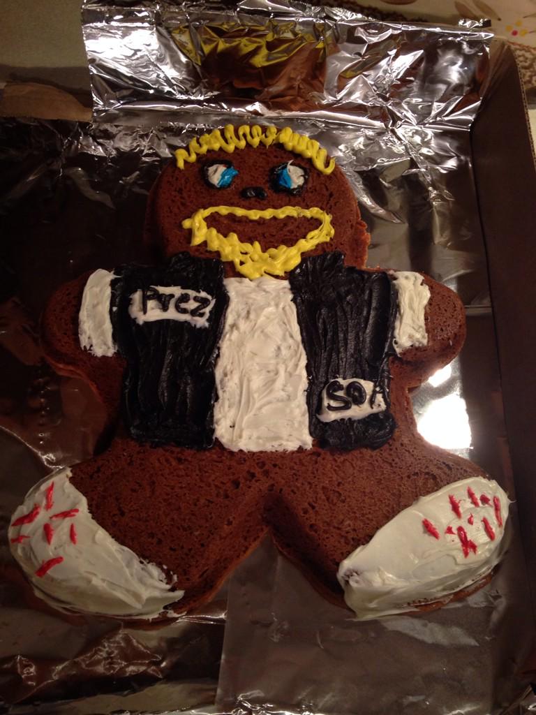 Wittcomp's tweet image. Gingerbread boy jax @sutterink @KateySagal @Theorossi @KimFCoates @TommyFlanagan @SonsofAnarchy