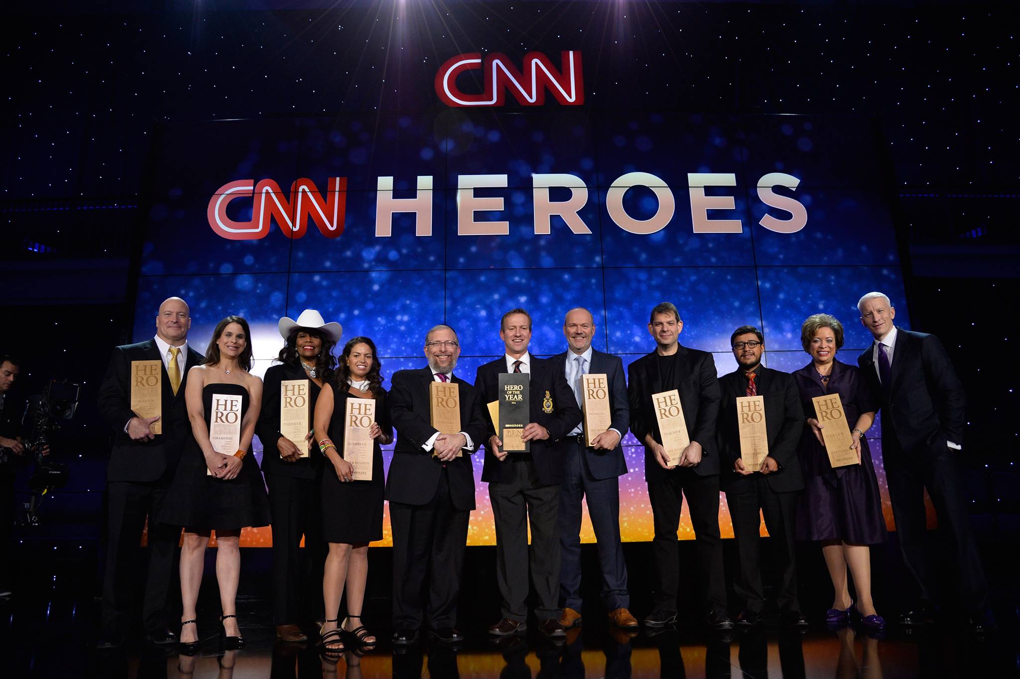 TrophyCentral on Twitter "10 people making extraordinary efforts to