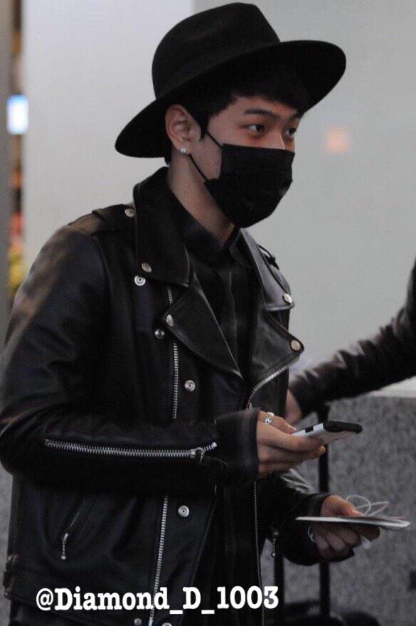 B4dlGroCcAE3bU6.jpg:large