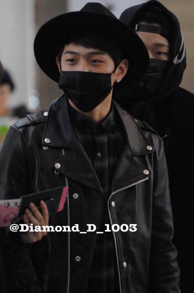 B4dlqCeCAAAfpr9.jpg:large