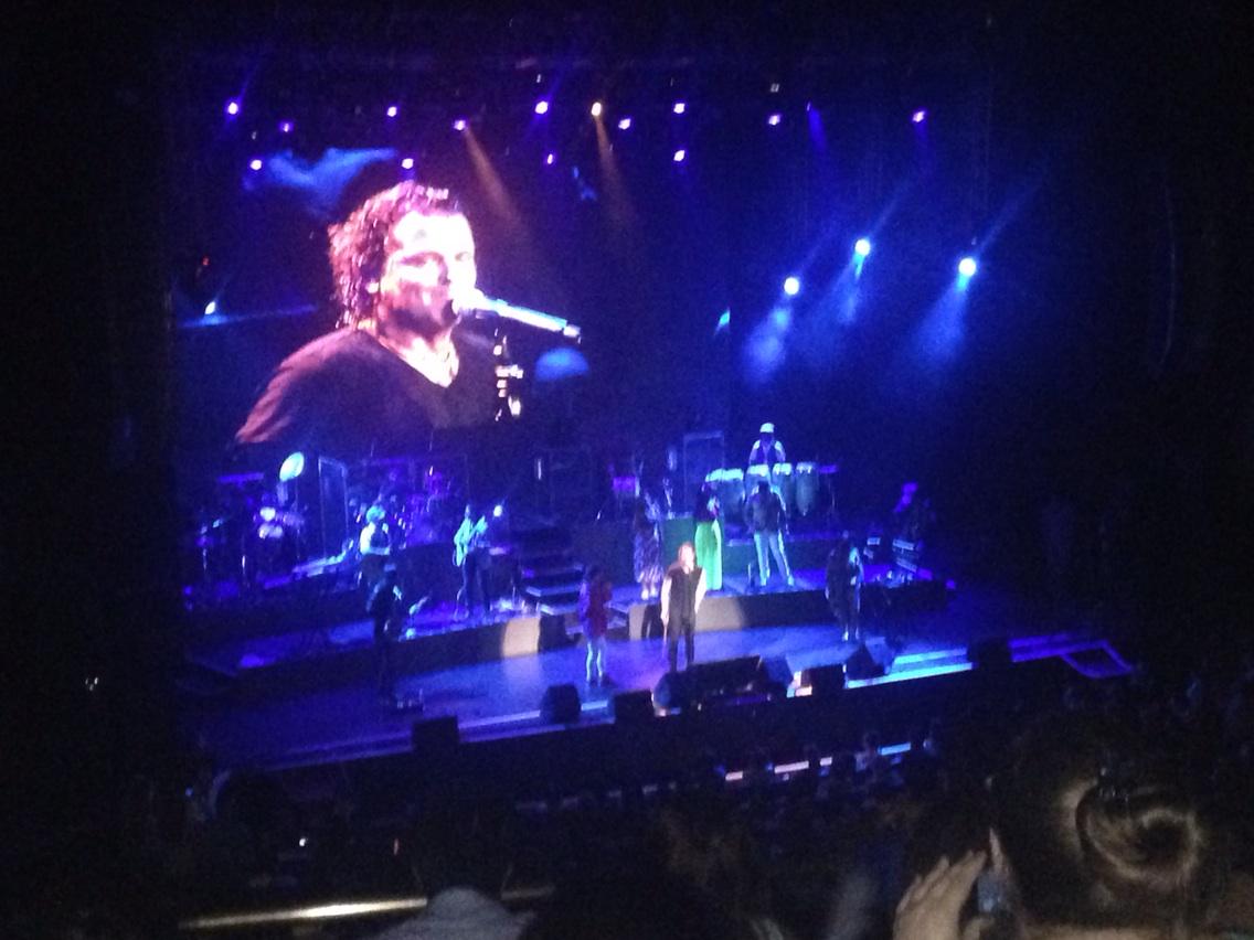 AstridSilgado's tweet photo. @valenmenco, quiero que  lleves el amor de mi tierra ! @carlosvives http://t.co/MkvNg9MH1c