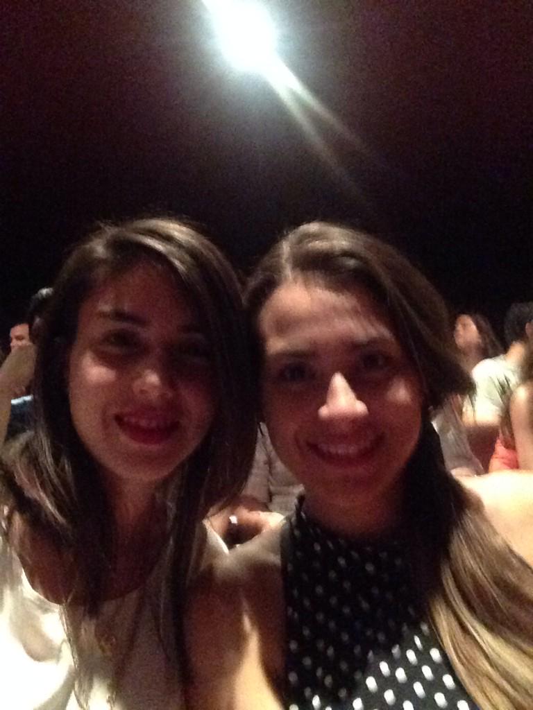 AstridSilgado's tweet photo. @carlosvives @valenmenco como te quiero !!! En baires, genial verte ! http://t.co/uSaZZacgS2