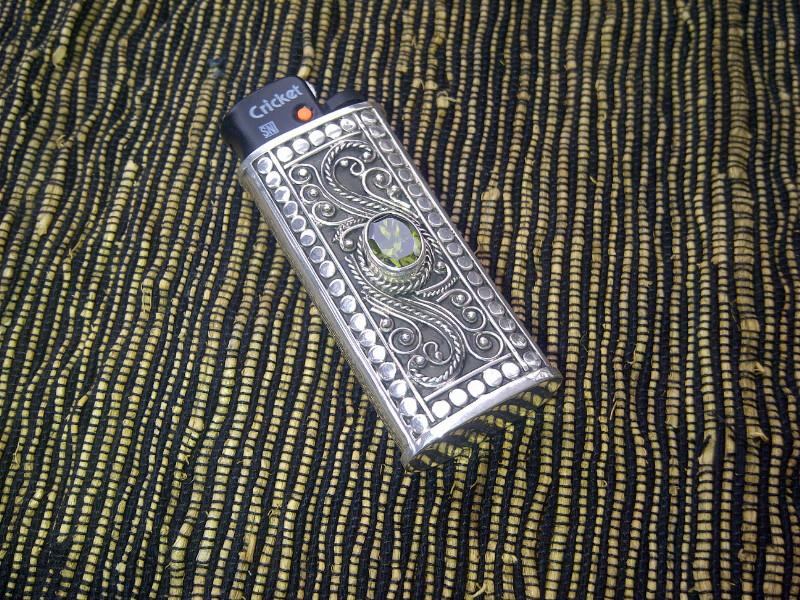 Kado honeymoon nya cantikkk bangetttt, suaaaammm <a href="/refkiruseimy/">Refki Ruseimy</a> ♥