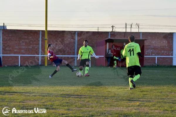 cdValdestillas's tweet photo. Partido viejas glorias 7/12/2014 (foto Alberto del Villar) http://t.co/xZcPQlwW0c