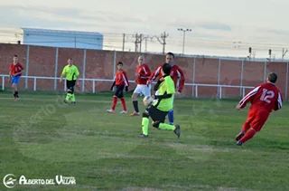 cdValdestillas's tweet photo. Partido viejas glorias 7/12/2014 (foto Alberto del Villar) http://t.co/5ImfVPsiuP