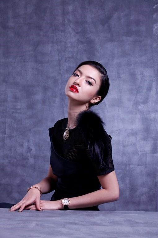 [COVERGIRL] Raline Shah Rasakan Pengalaman Berharga Jadi Jurnalis fem.gp/E7X115 @Raline_holic <a href="/RalineUpdates/">Raline's Updates</a>