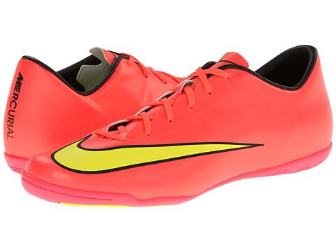 fxdavid_43's tweet photo. @NikeFactoryStr min sepatu ini harganya brp kalau di outlet ? http://t.co/VRKF4LUgMP