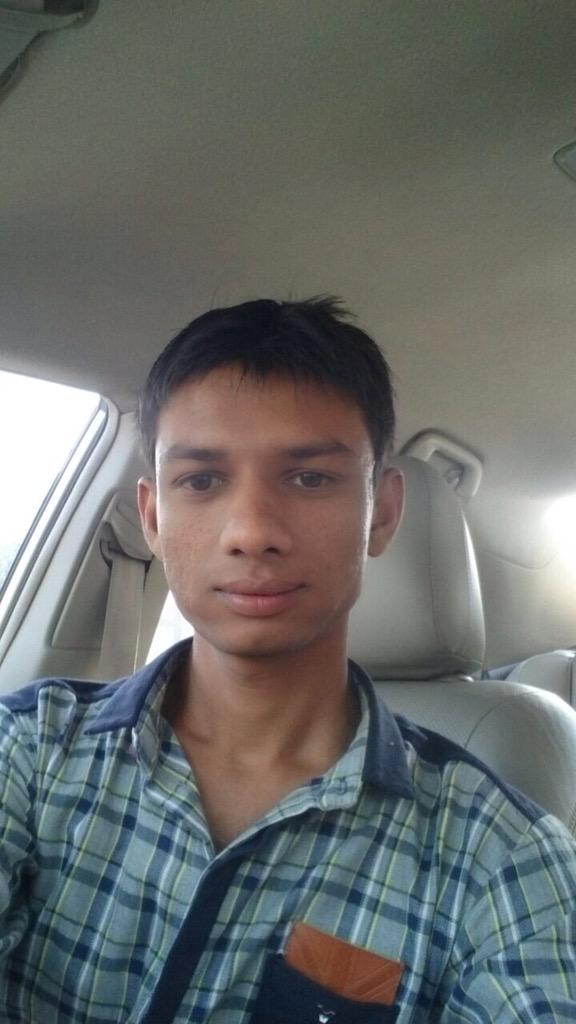 PiyushPvb303's tweet photo. http://t.co/U5DsHUqhfP