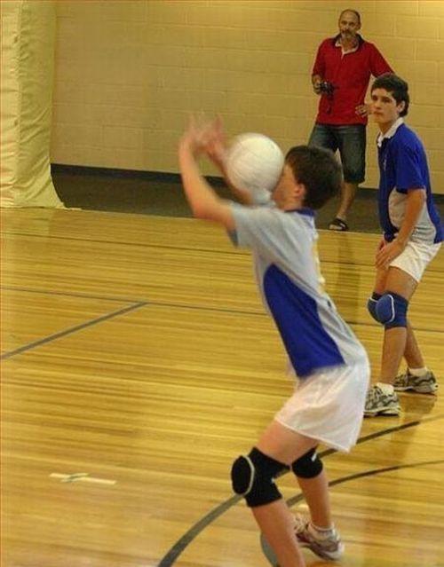 9GAG's tweet photo. how is your semester going? http://t.co/UEZXM24Vwc