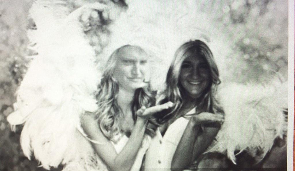 josiemichelle12's tweet photo. ladies and gentlemen, this is why @leahstephens_ is my best friend. #anglesisters http://t.co/xKQQzP1cGJ