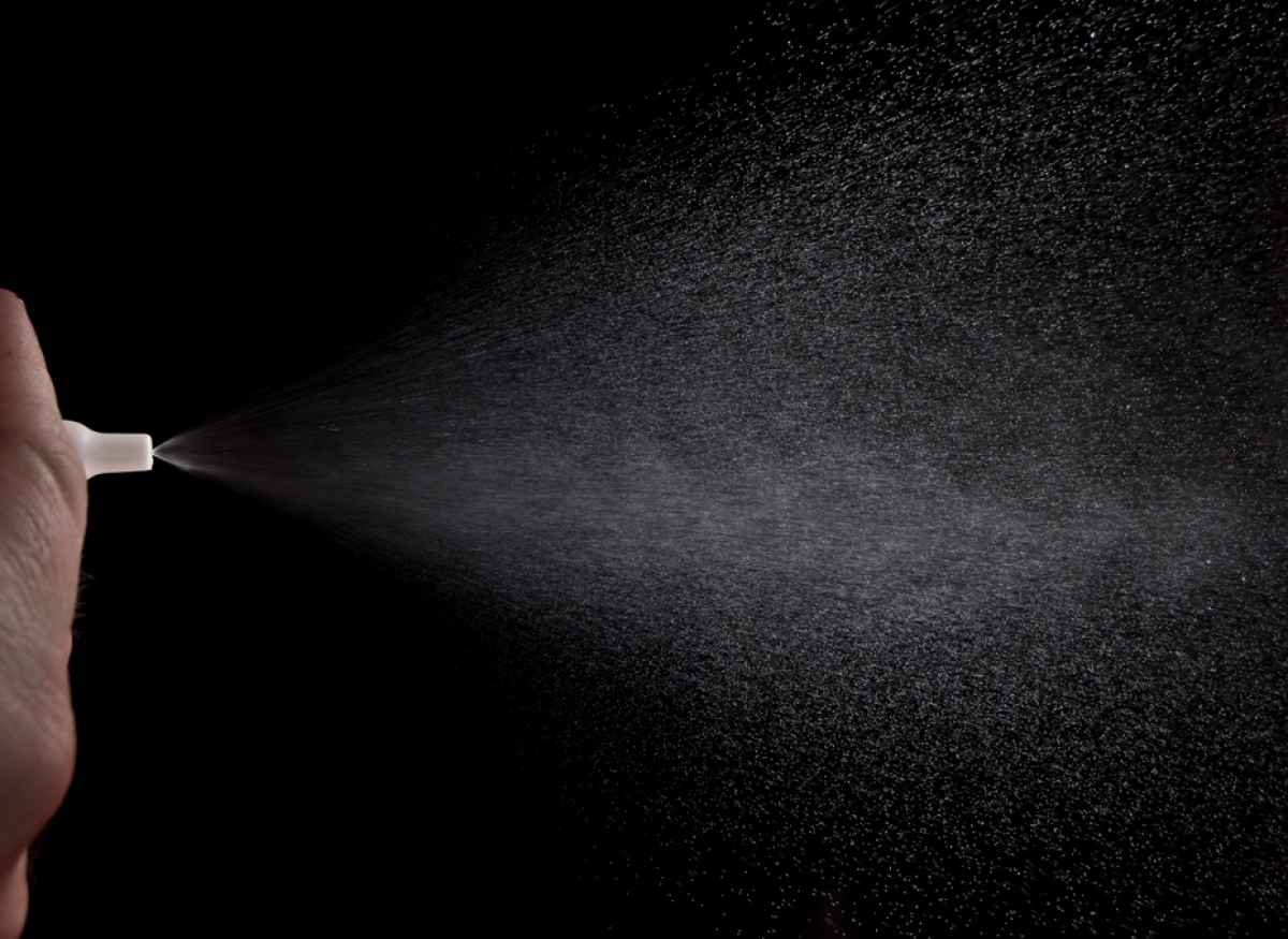 thulasirmn8's tweet photo. "@PopSci: Watch a spray-on solar cell getting made, turning surfaces into solar panels http://t.co/J8mAdFn8TK http://t.co/NHZZ8jjYfG"wowww..