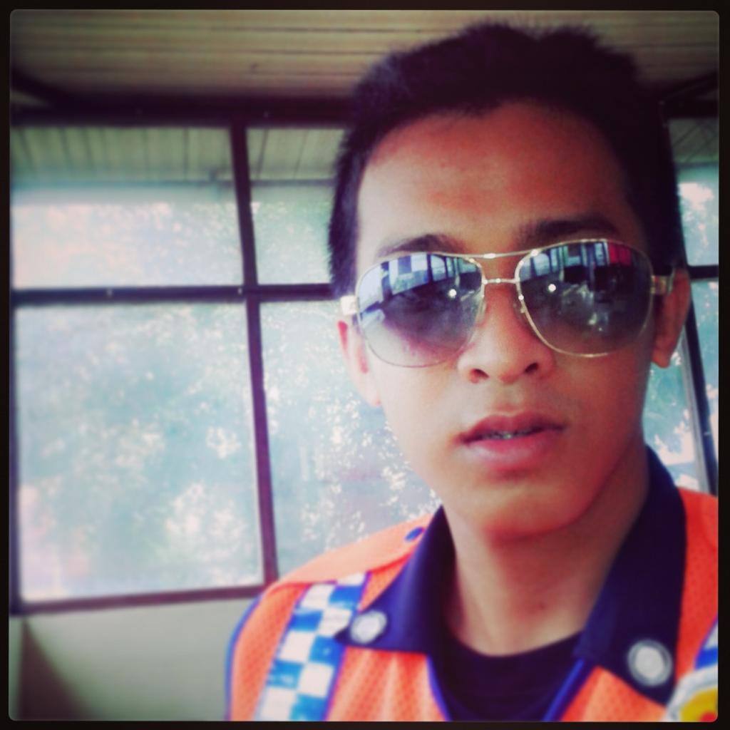 rexysusandy tweet picture