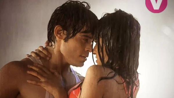 D3_Family's tweet photo. Beautifully Portrayed Love Stories #KriYaansh #TaaRey
@kunwar_amar16 @MohanShakti @vrinda_90 

RT if you are missing http://t.co/C5bQ0nwoA4