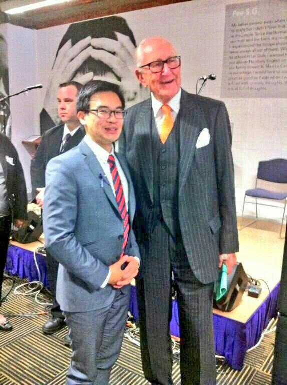 Kon__K's tweet photo. So moving. @crnamquach Mayor of Maribyrnong thanking @MalcolmFraser12 for saving his family as refugees when PM. http://t.co/UAIbJYueNg