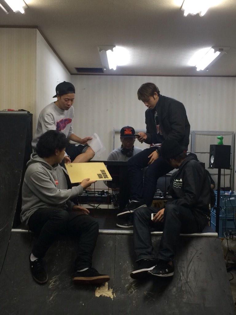1037_y's tweet photo. 溜まり場
#dnzk #ランプ http://t.co/EyGLn3r7ry