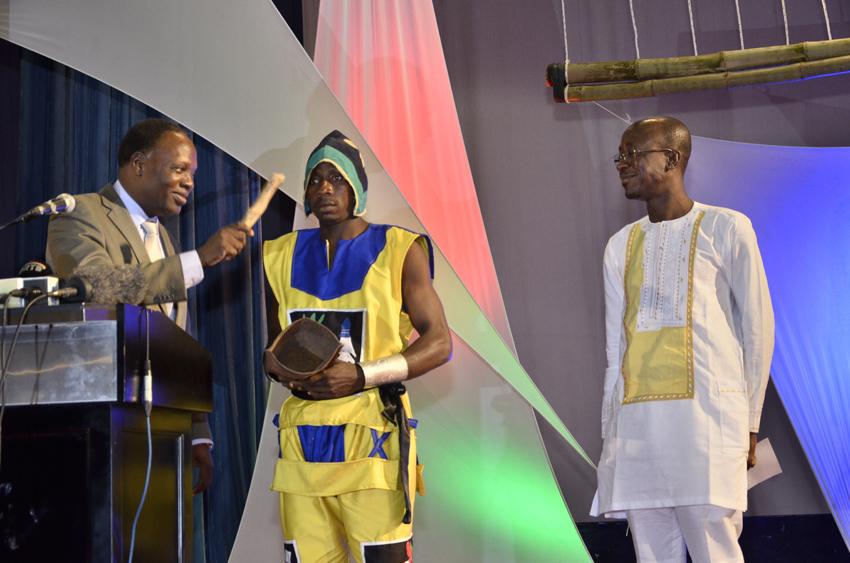 Fitheb 2014 - L'ouverture sur Agence Agence de presse Xinhua - french.china.org.cn/foreign/txt/20…